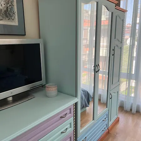Sea Breeze Apartament Ravda